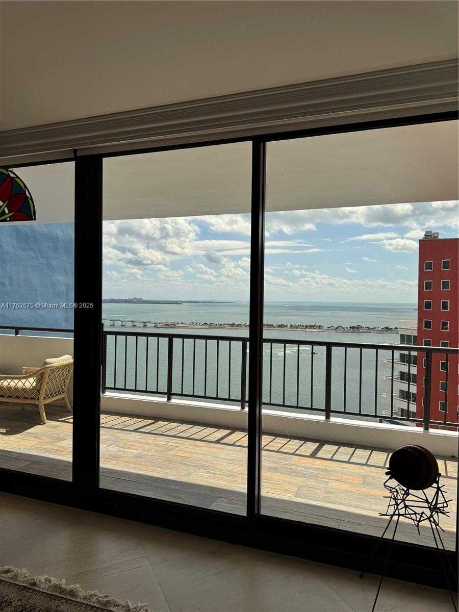 Small Image of 1581 BRICKELL AVE #PH-105, Miami Number 10