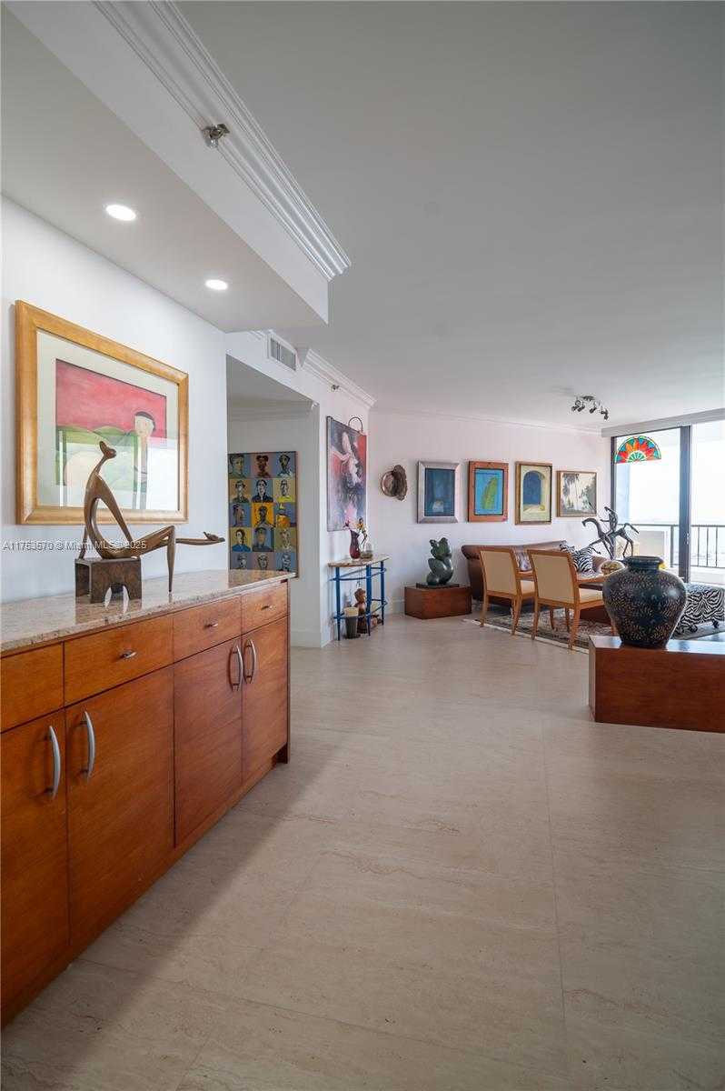 Small Image of 1581 BRICKELL AVE #PH-105, Miami Number 16