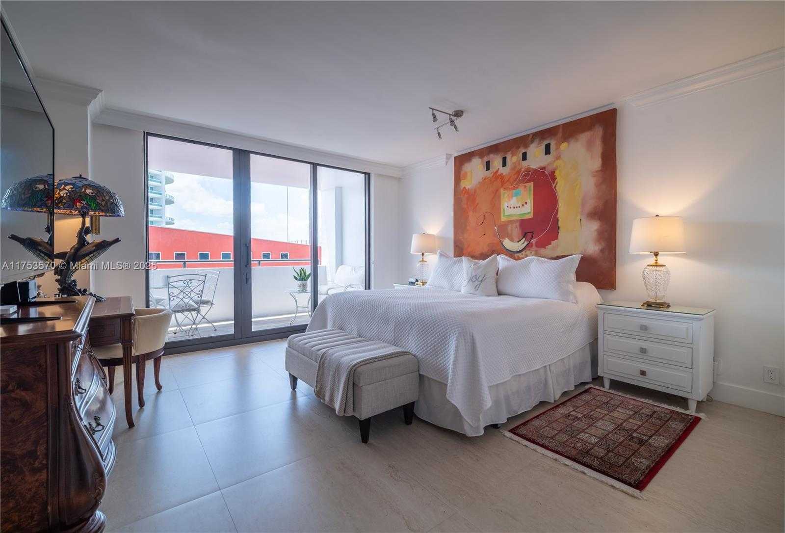 Small Image of 1581 BRICKELL AVE #PH-105, Miami Number 28
