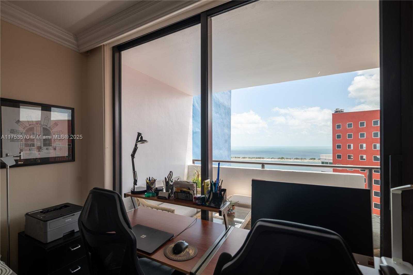 Small Image of 1581 BRICKELL AVE #PH-105, Miami Number 40