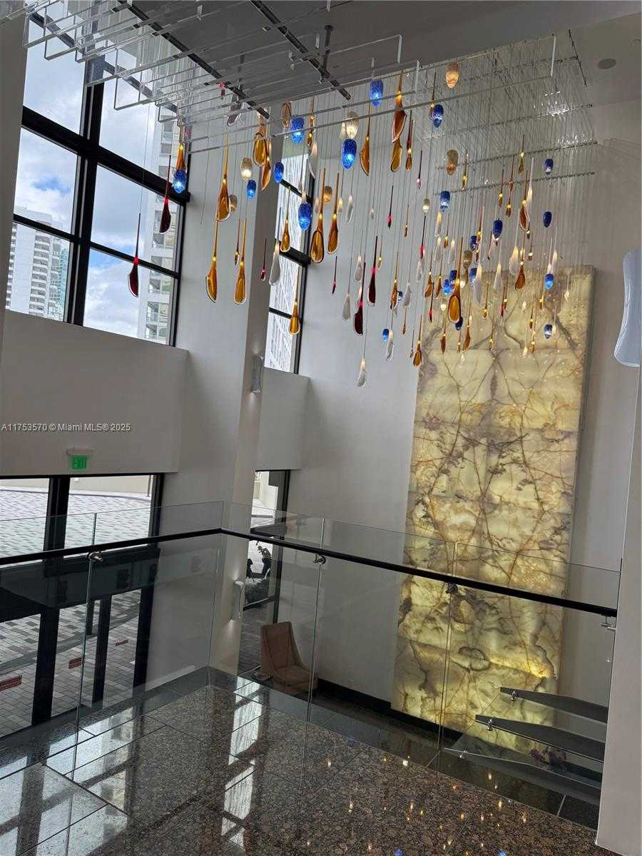 Small Image of 1581 BRICKELL AVE #PH-105, Miami Number 44