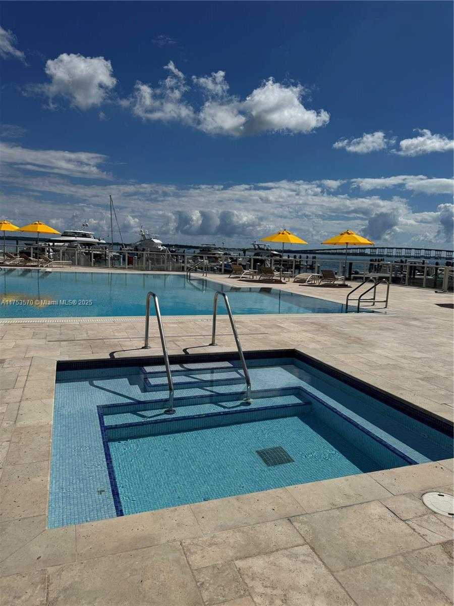 Small Image of 1581 BRICKELL AVE #PH-105, Miami Number 59