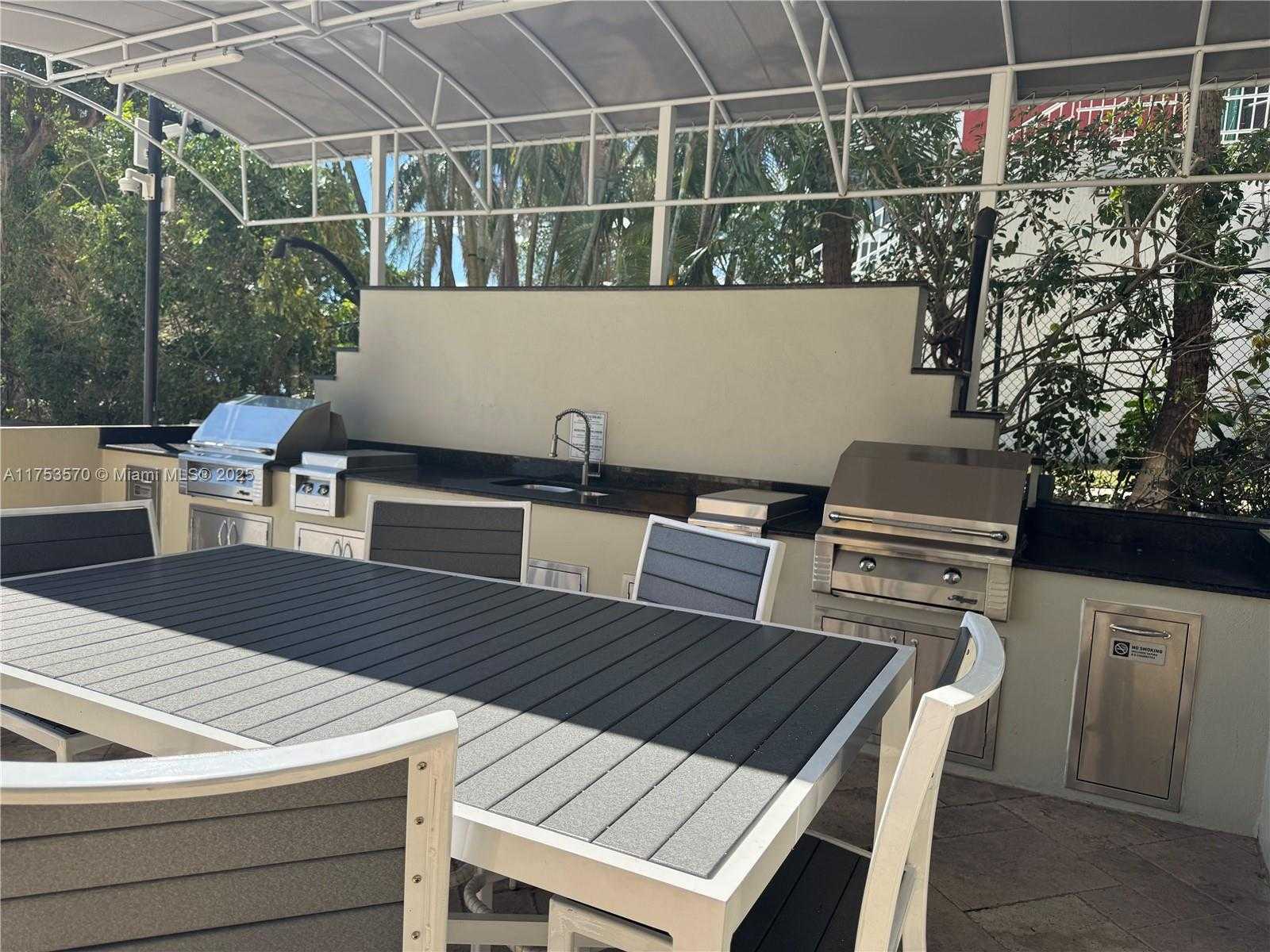 Small Image of 1581 BRICKELL AVE #PH-105, Miami Number 62