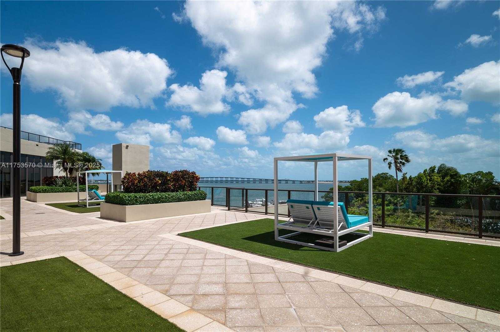 Small Image of 1581 BRICKELL AVE #PH-105, Miami Number 65