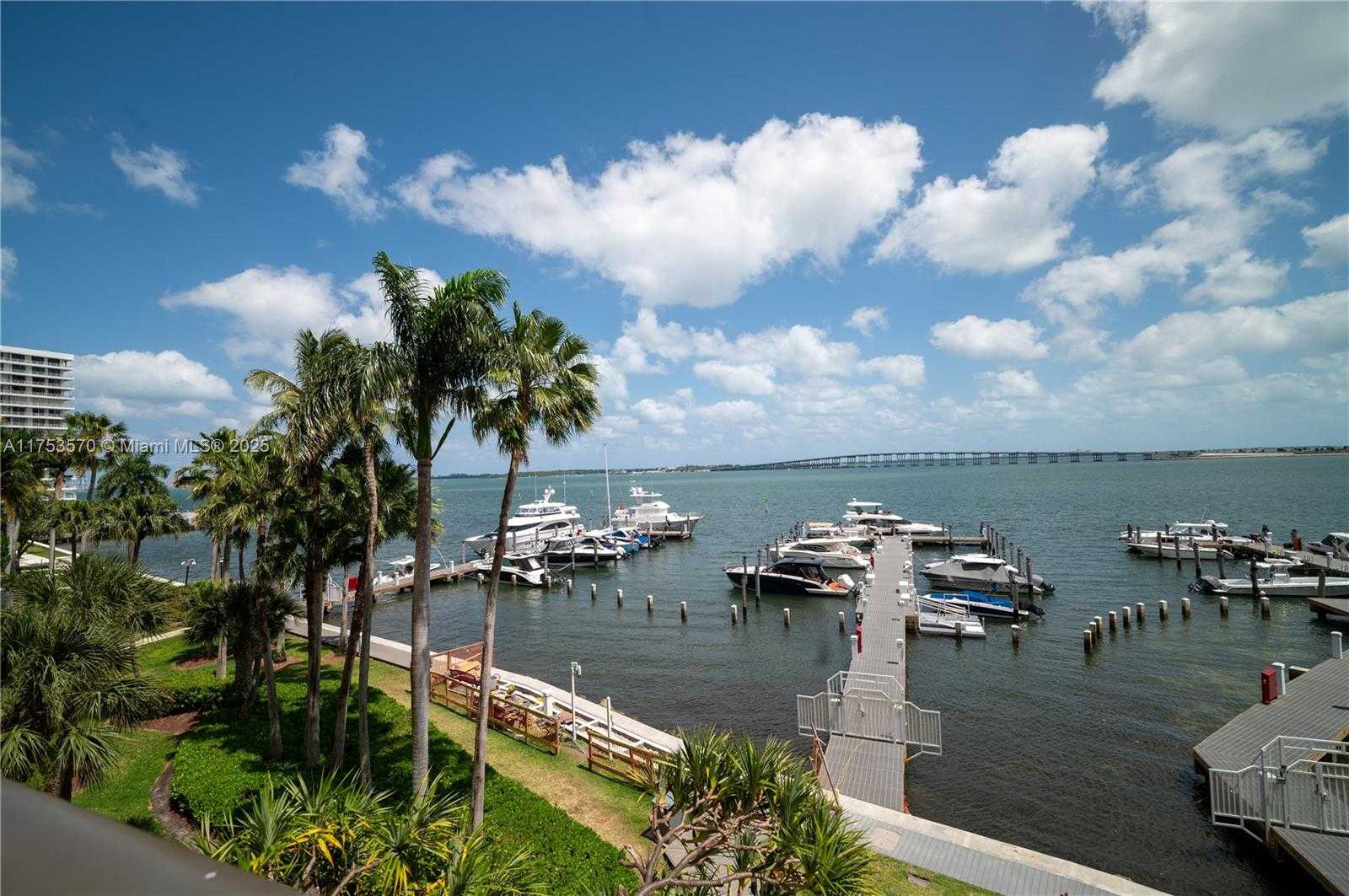Small Image of 1581 BRICKELL AVE #PH-105, Miami Number 67