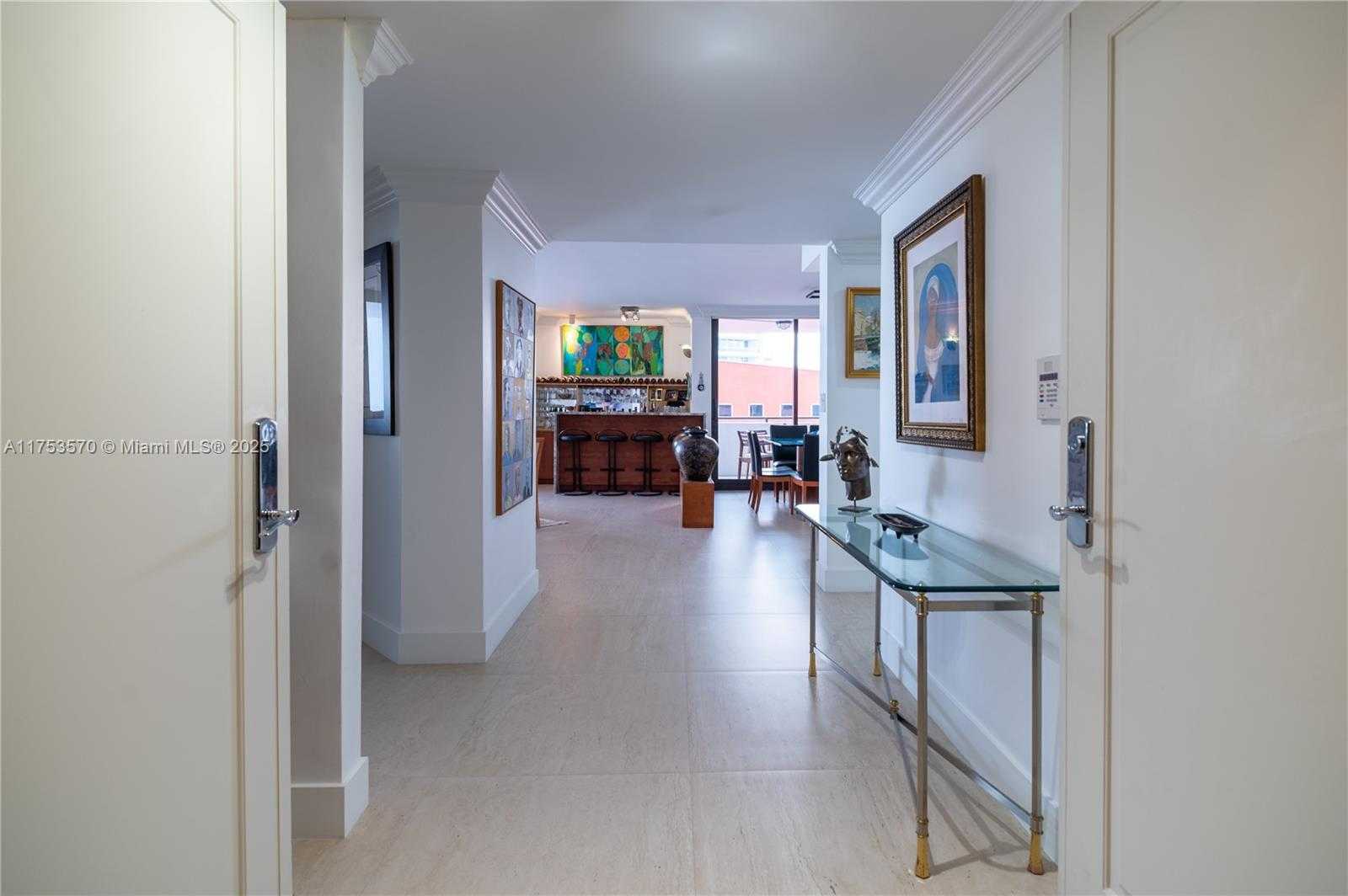 Small Image of 1581 BRICKELL AVE #PH-105, Miami Number 7