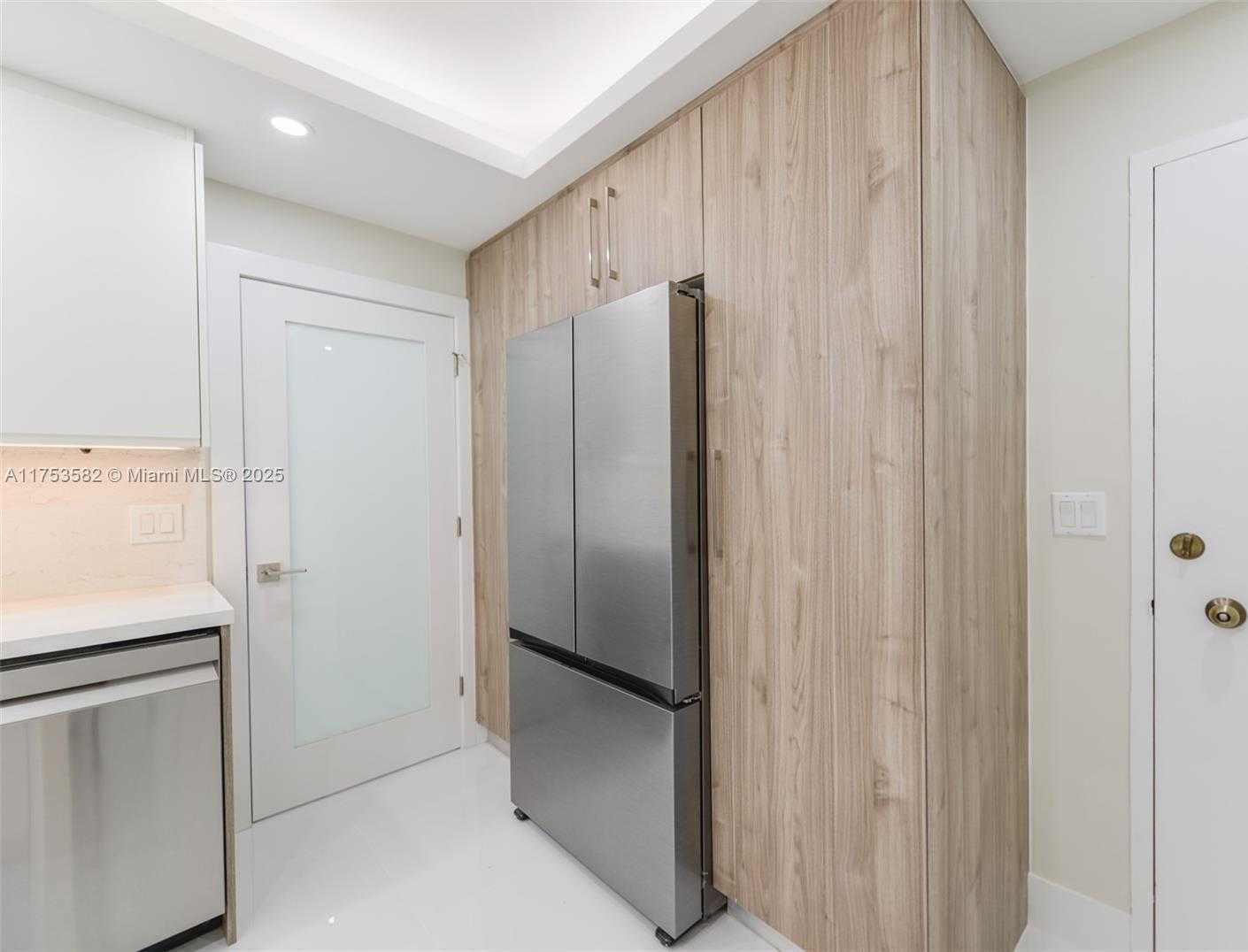 Small Image of 1950 SOUTH OCEAN DR #20L, Hallandale Beach Number 13