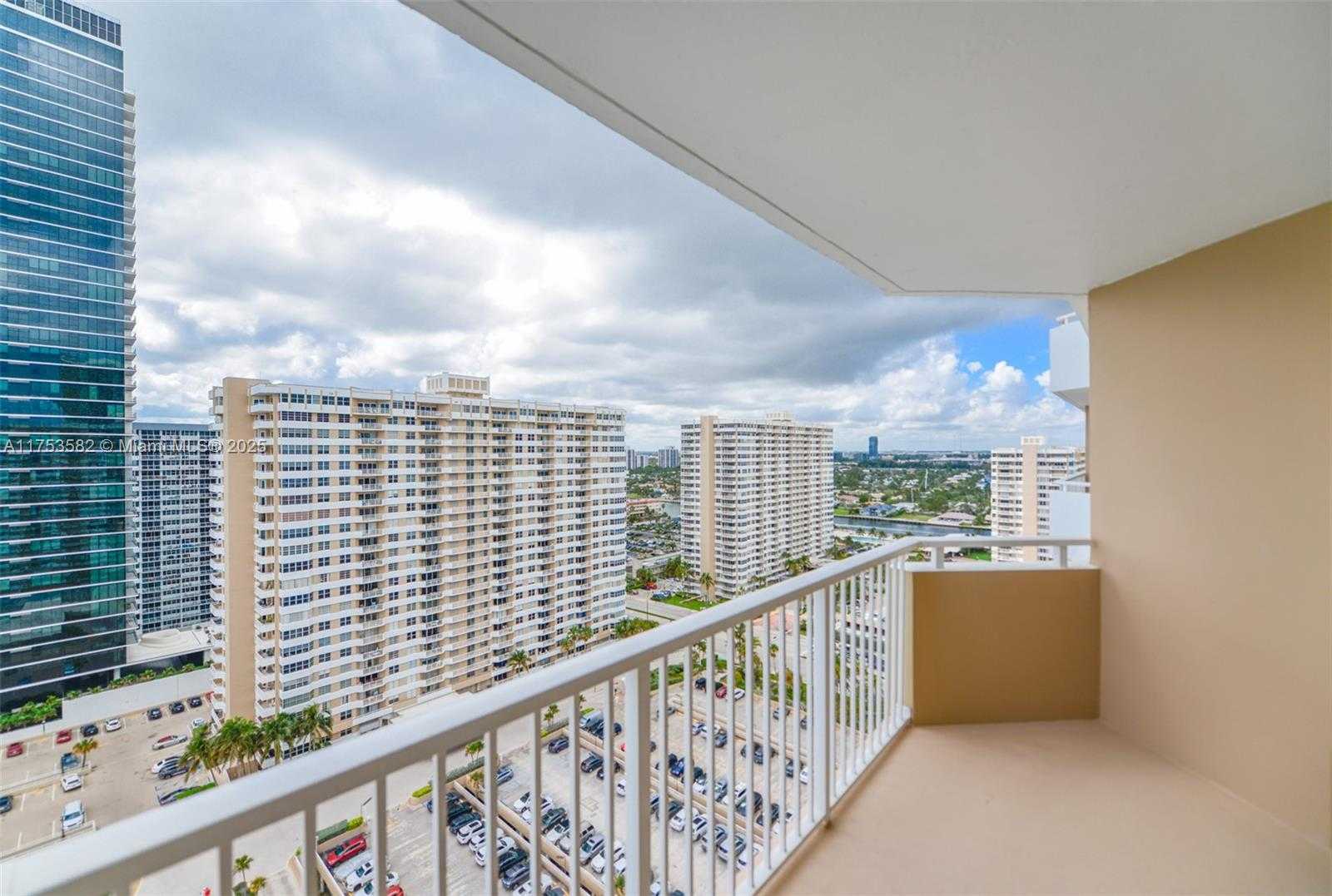 Small Image of 1950 SOUTH OCEAN DR #20L, Hallandale Beach Number 28