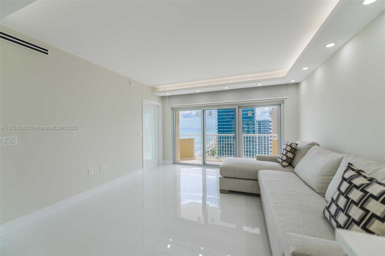 Small Image of 1950 SOUTH OCEAN DR #20L, Hallandale Beach Number 4