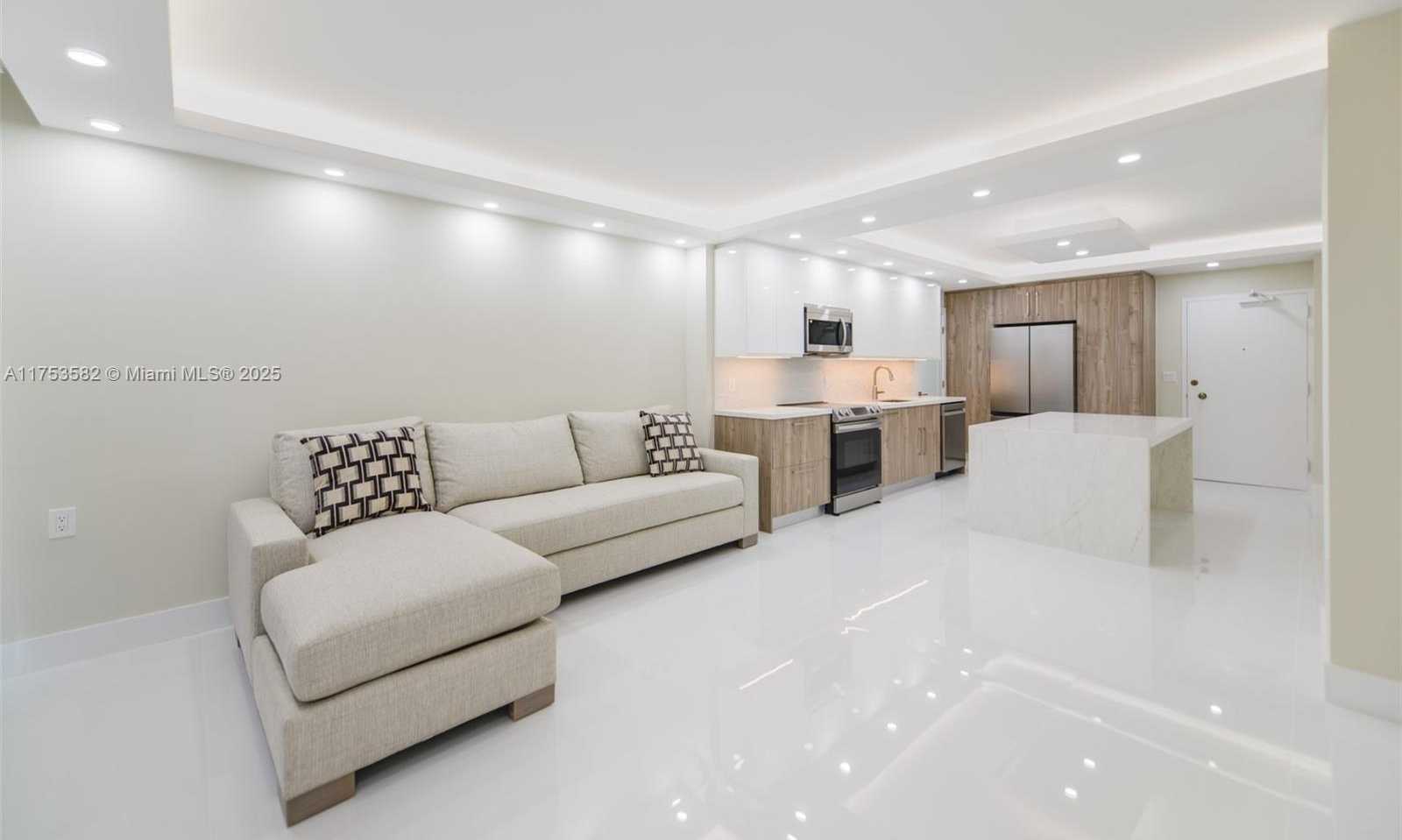 Small Image of 1950 SOUTH OCEAN DR #20L, Hallandale Beach Number 7
