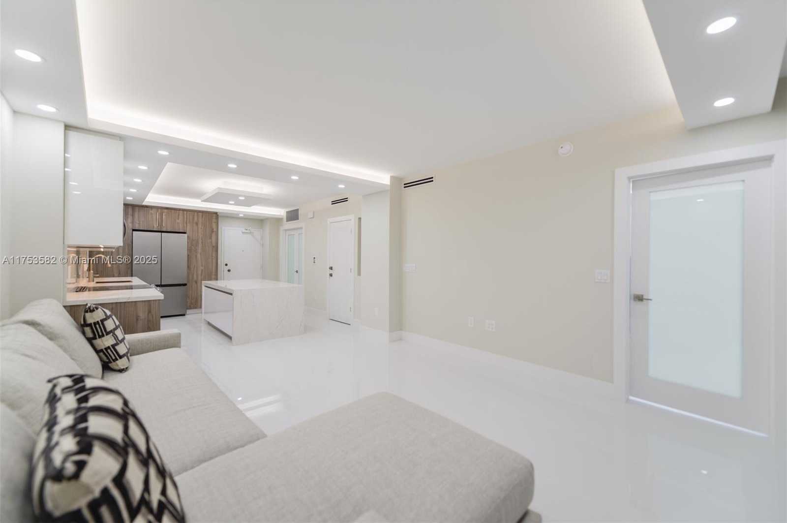 Small Image of 1950 SOUTH OCEAN DR #20L, Hallandale Beach Number 8