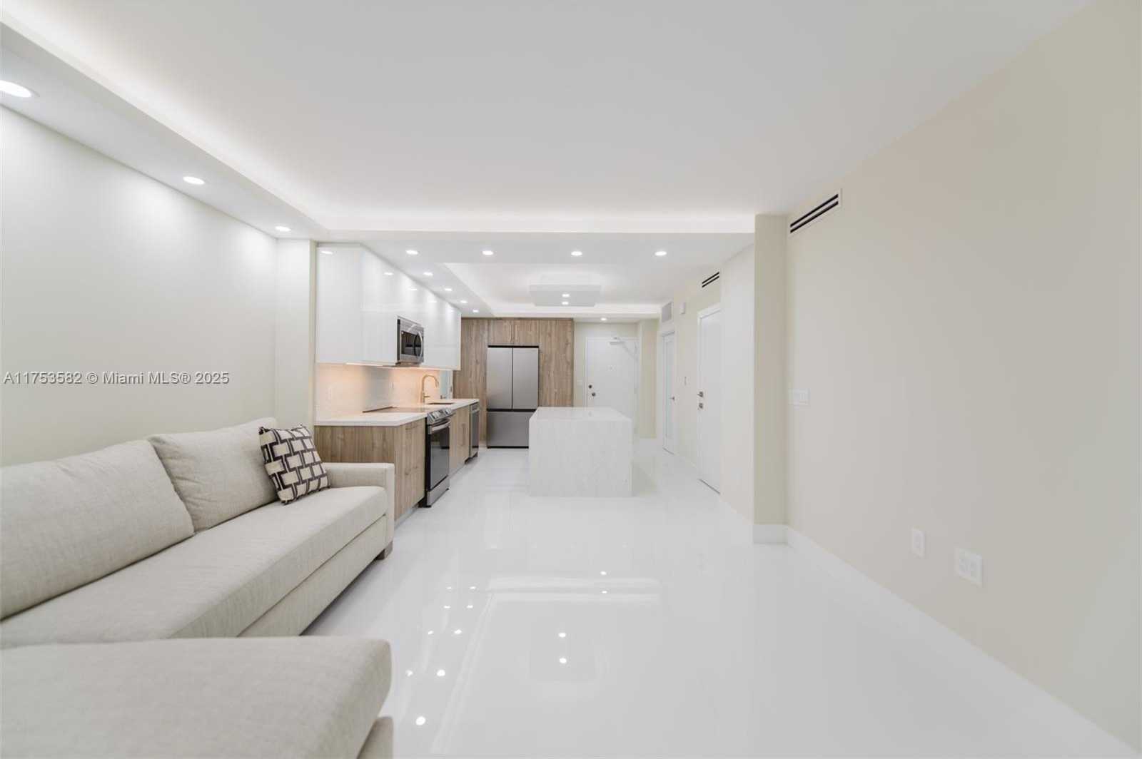 Small Image of 1950 SOUTH OCEAN DR #20L, Hallandale Beach Number 9