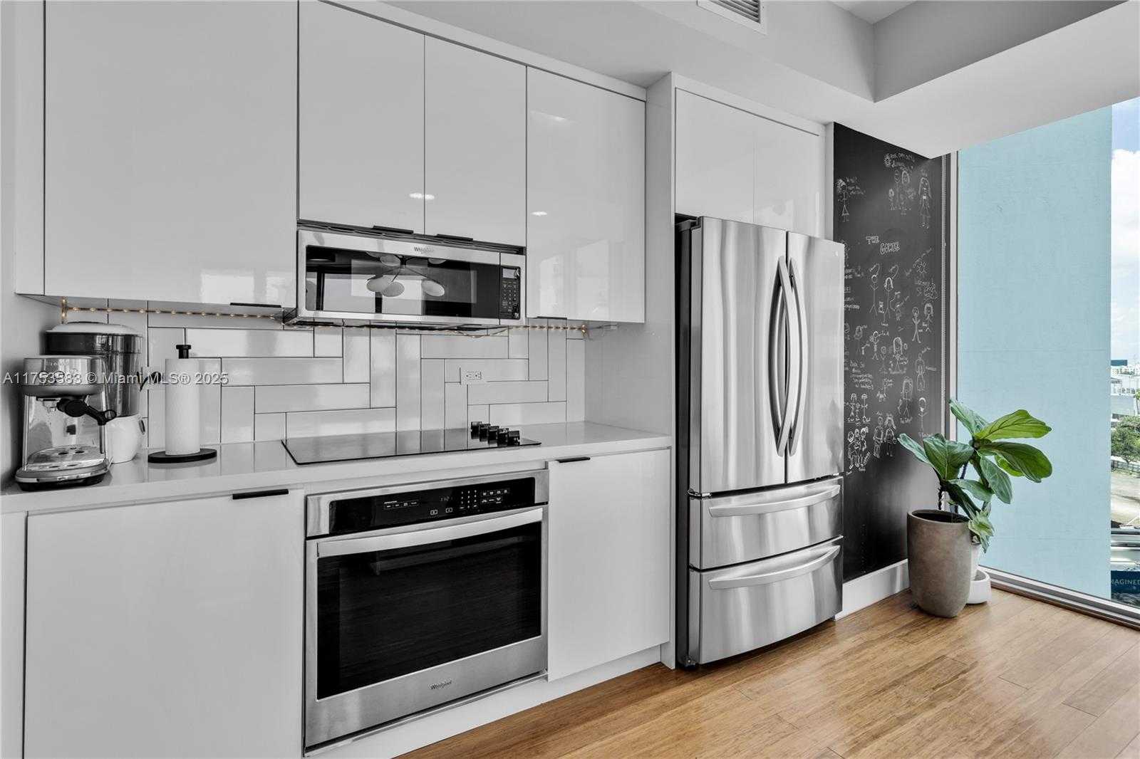 Small Image of 888 BISCAYNE BLVD #812, Miami Number 10