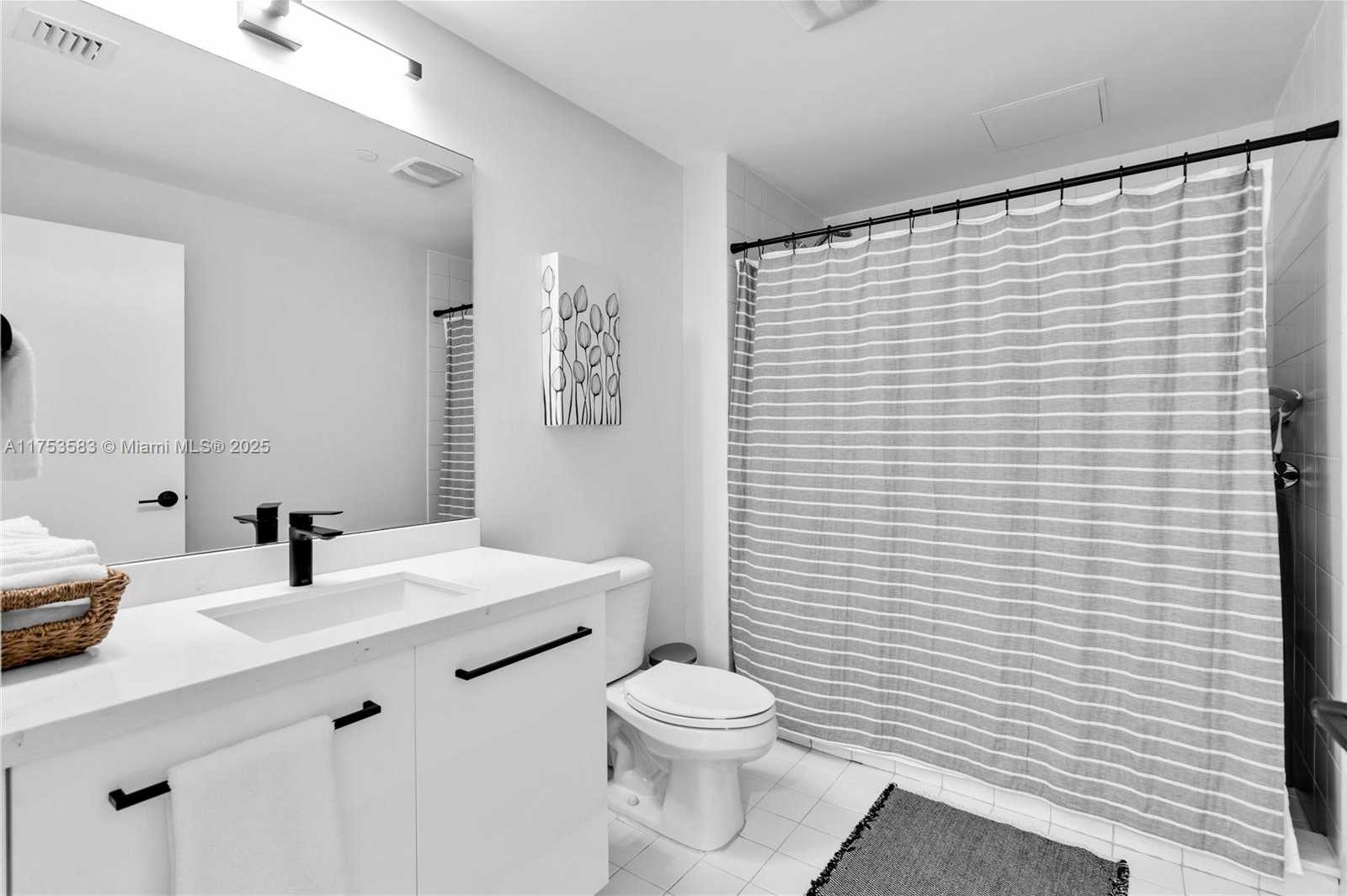 Small Image of 888 BISCAYNE BLVD #812, Miami Number 23