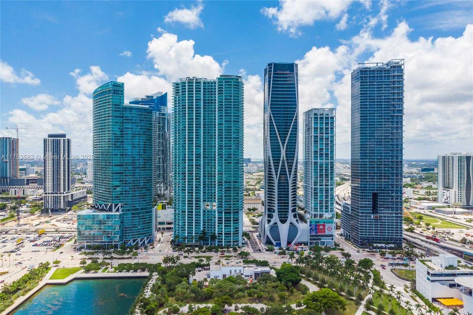 Small Image of 888 BISCAYNE BLVD #812, Miami Number 30