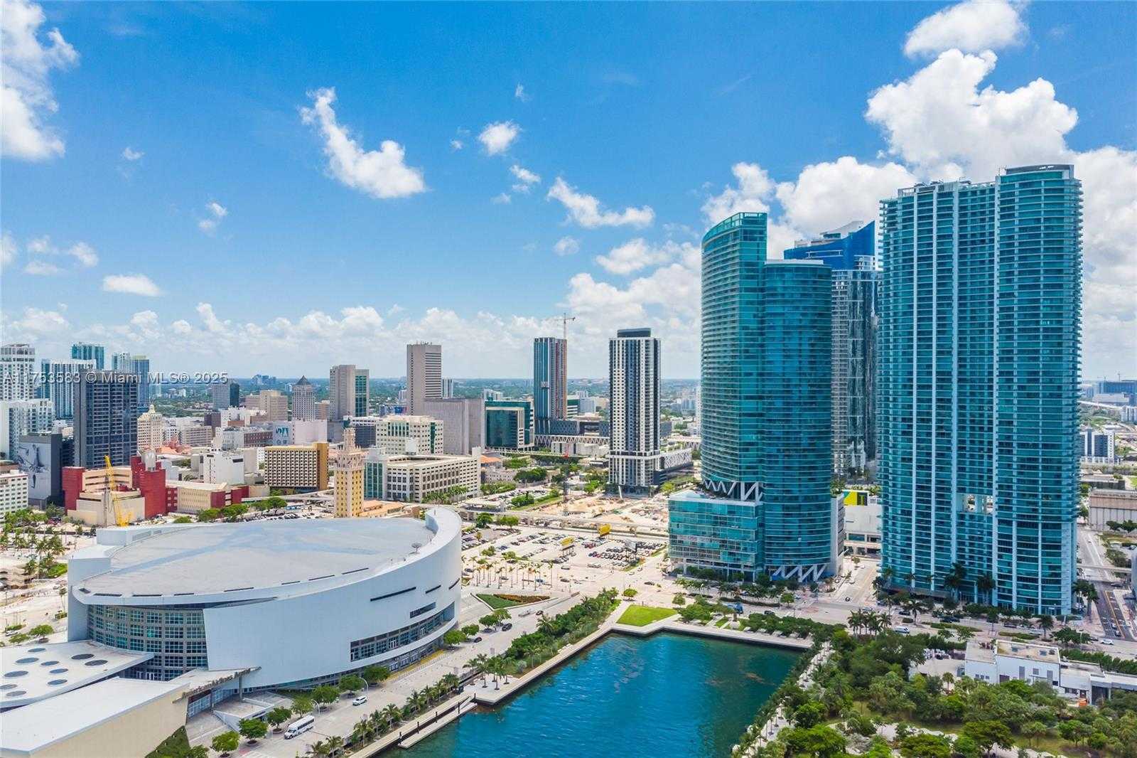 Small Image of 888 BISCAYNE BLVD #812, Miami Number 31
