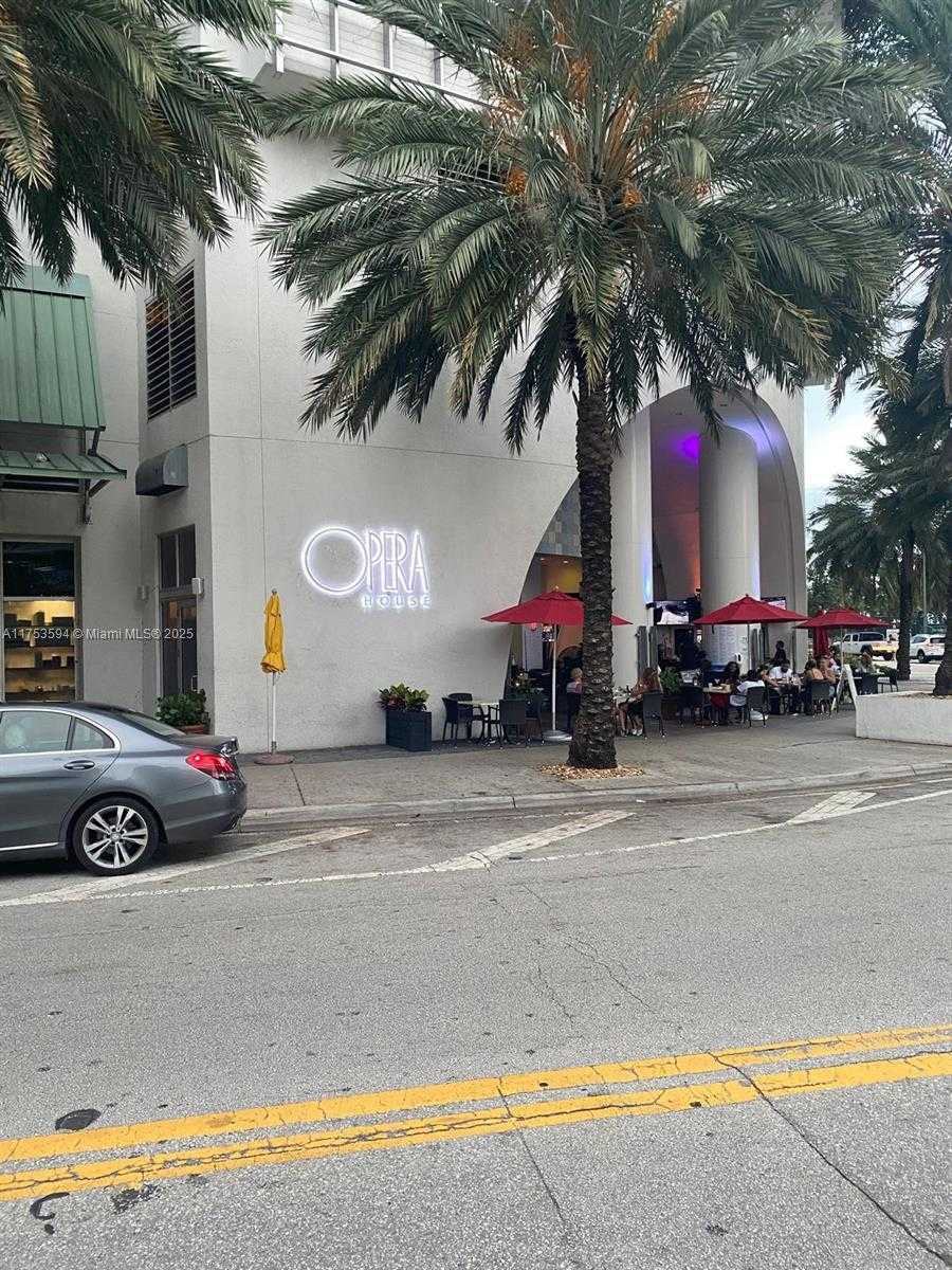 Small Image of 1750 NORTH BAYSHORE DR #2905, Miami Number 2