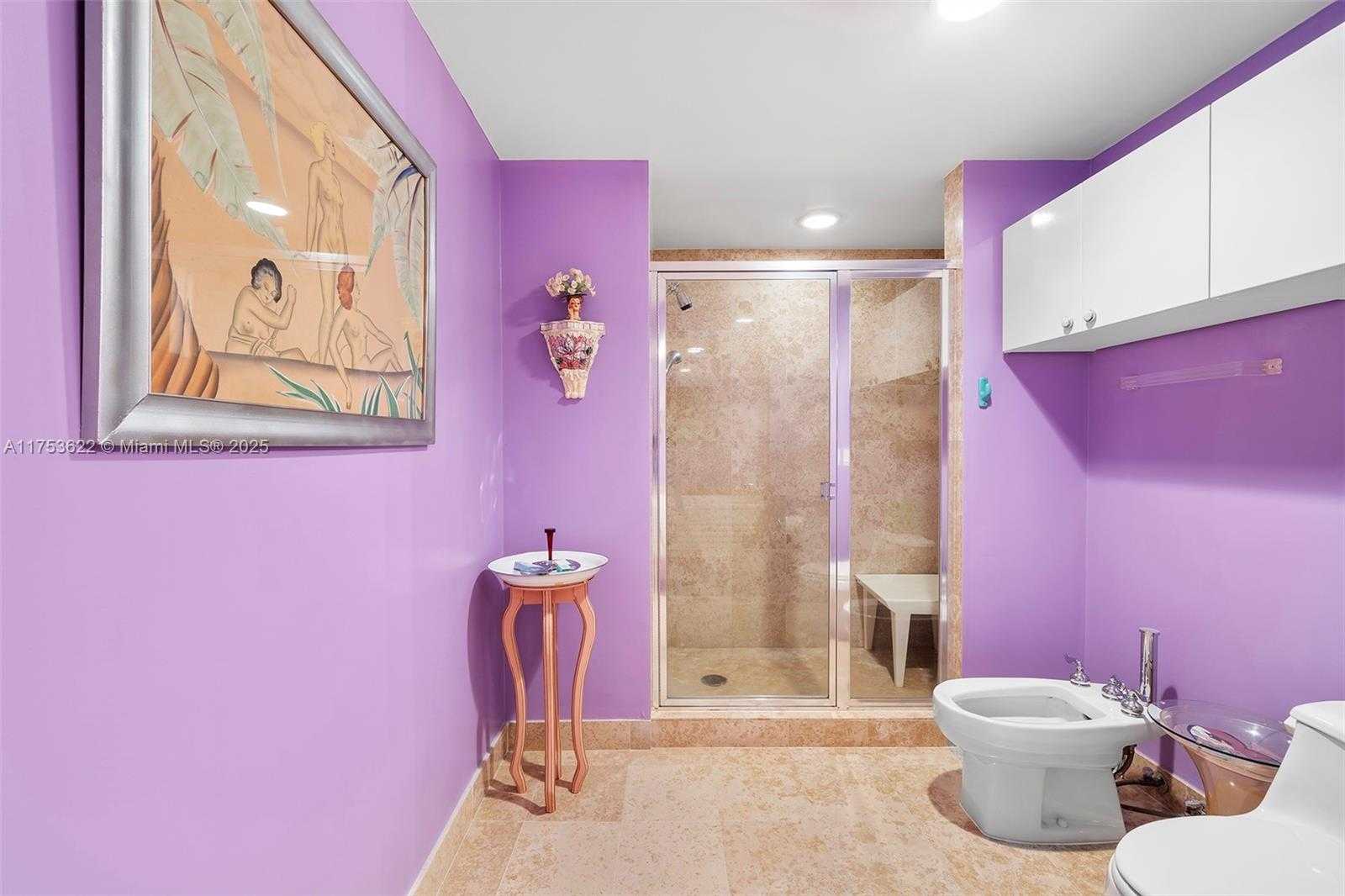 Small Image of 4775 COLLINS AVE #601, Miami Beach Number 20