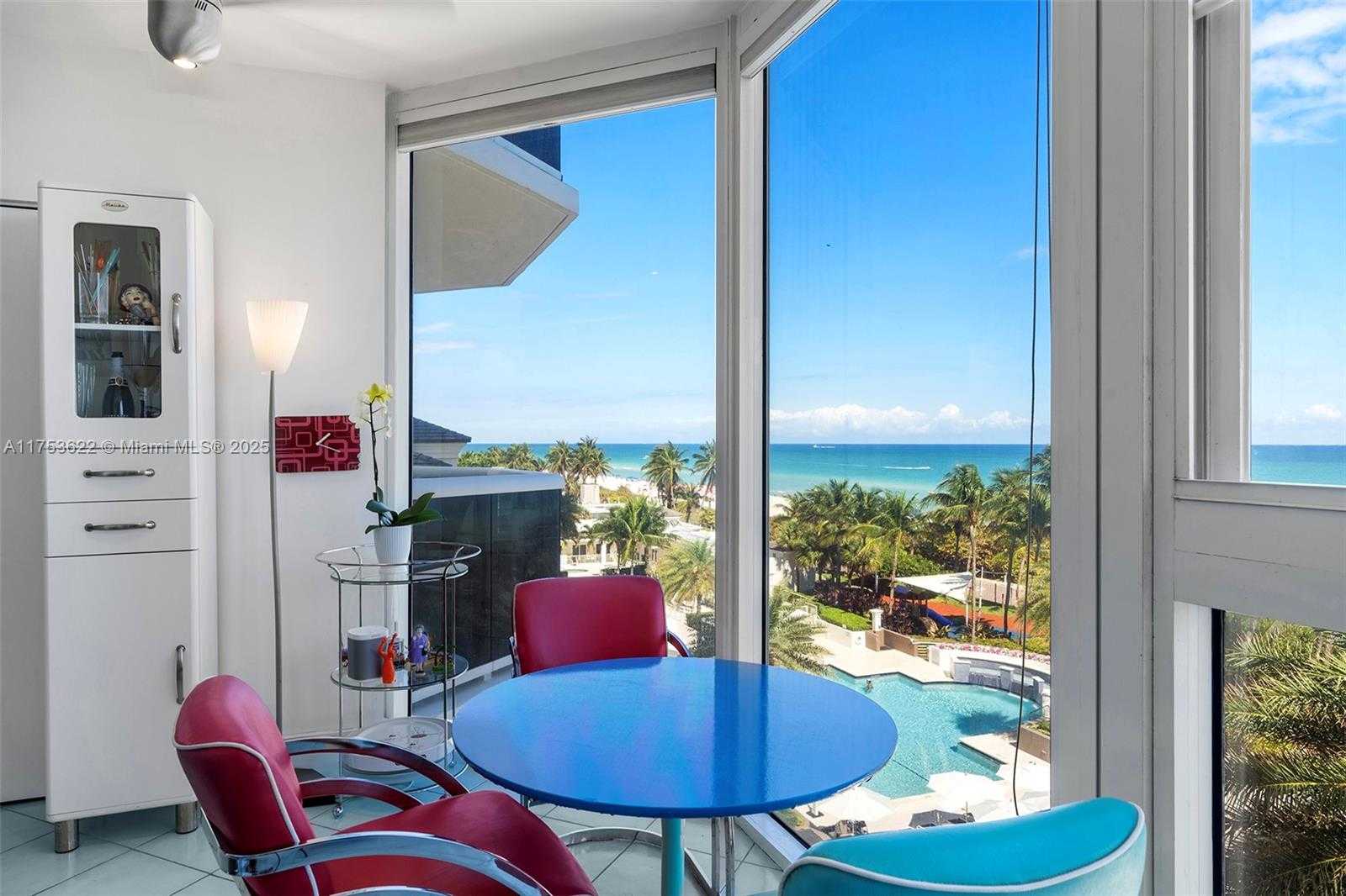 Small Image of 4775 COLLINS AVE #601, Miami Beach Number 25