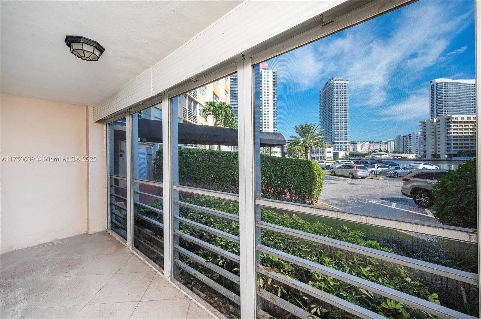 Small Image of 100 GOLDEN ISLES DR #104, Hallandale Beach Number 10