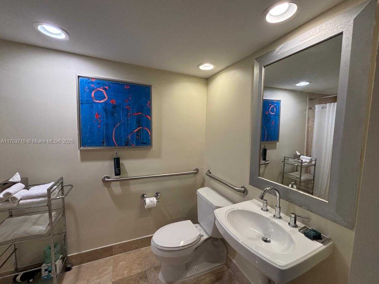 Small Image of 2670 Sunrise Blvd, Fort Lauderdale, FL 33304, USA Number 10
