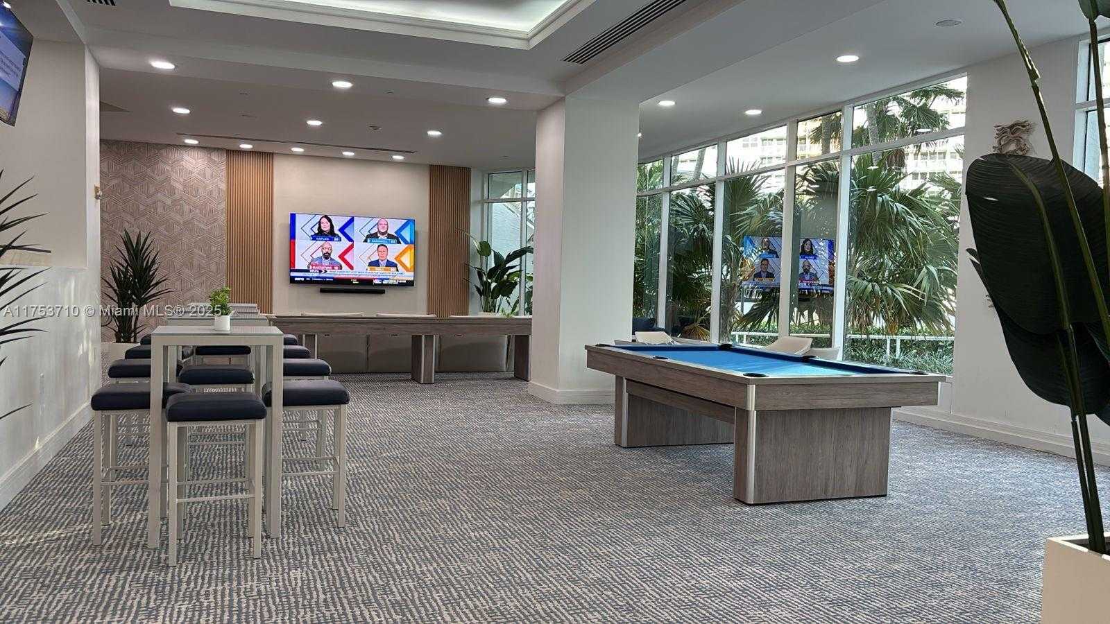 Small Image of 2670 Sunrise Blvd, Fort Lauderdale, FL 33304, USA Number 29