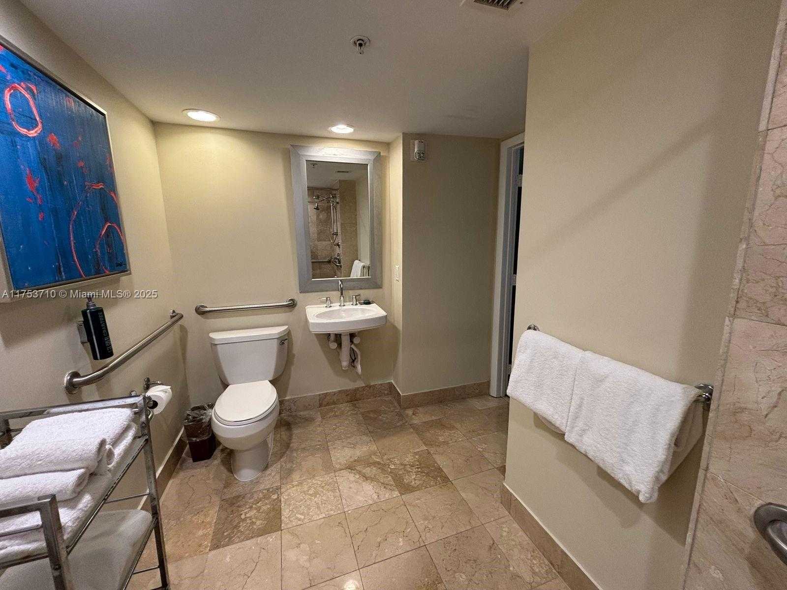 Small Image of 2670 Sunrise Blvd, Fort Lauderdale, FL 33304, USA Number 9