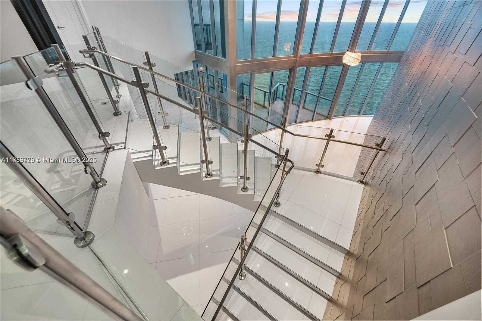 Small Image of 17001 COLLINS AVE #4705, Sunny Isles Beach Number 13
