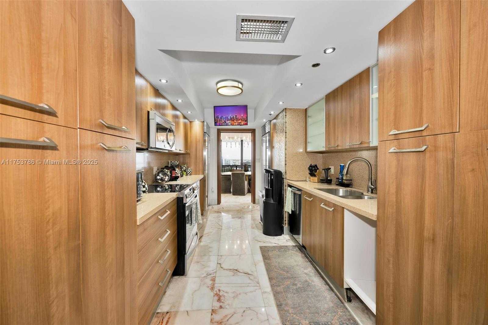 Small Image of 10175 COLLINS AVE #1207, Bal Harbour Number 16