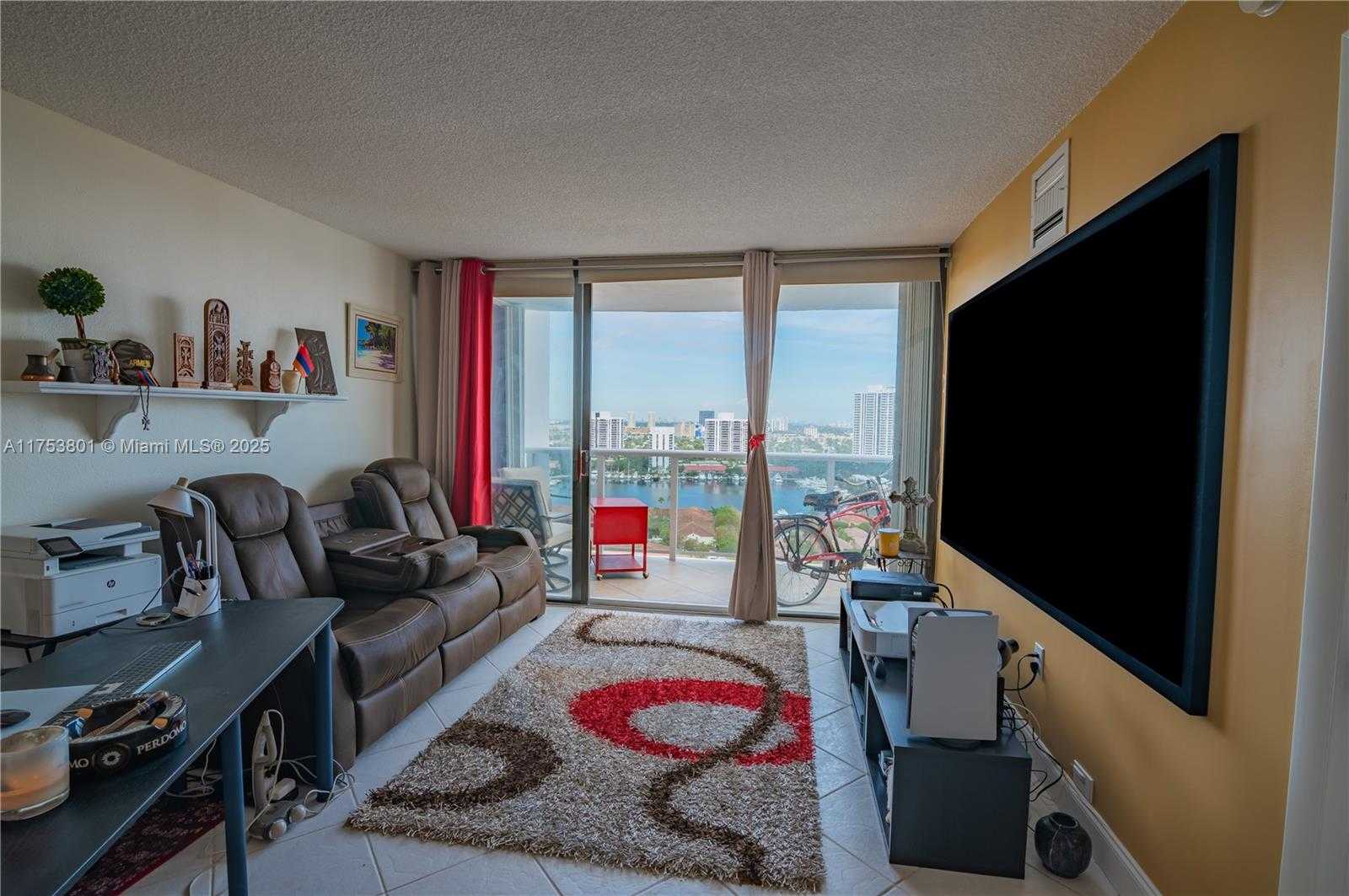 Small Image of 3675 NORTH COUNTRY CLUB DR #2202, Aventura Number 12