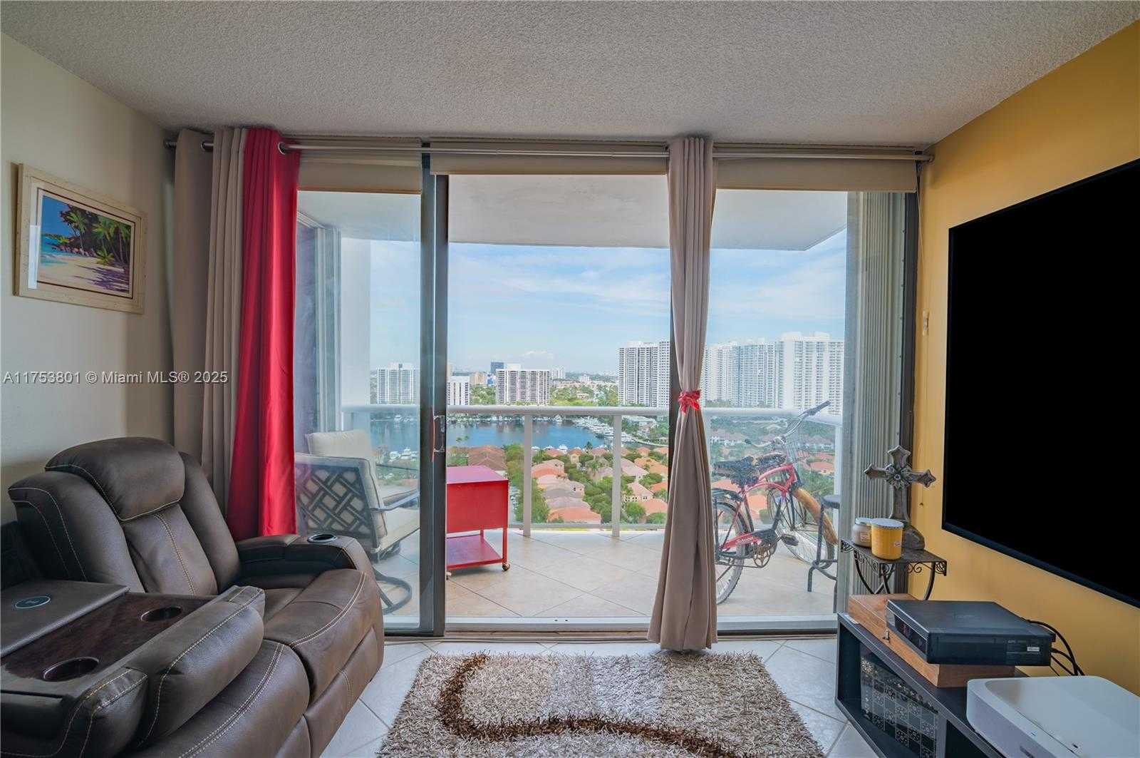 Small Image of 3675 NORTH COUNTRY CLUB DR #2202, Aventura Number 14