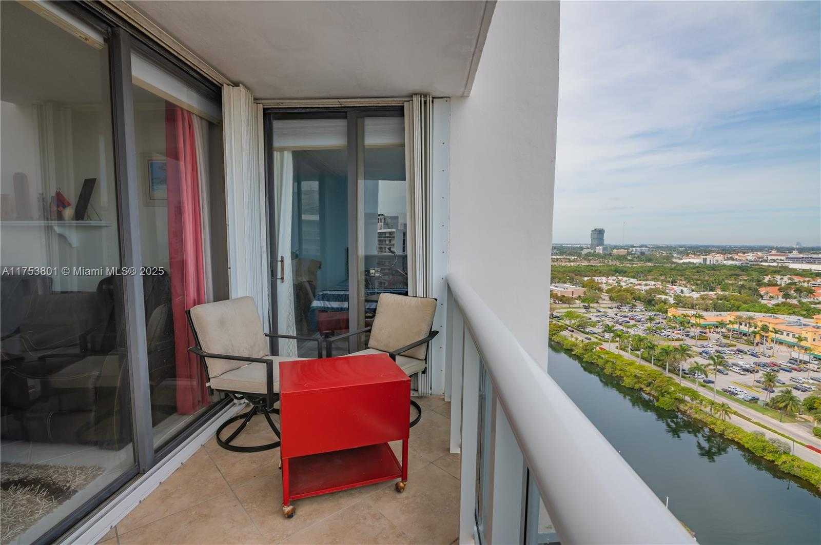 Small Image of 3675 NORTH COUNTRY CLUB DR #2202, Aventura Number 18