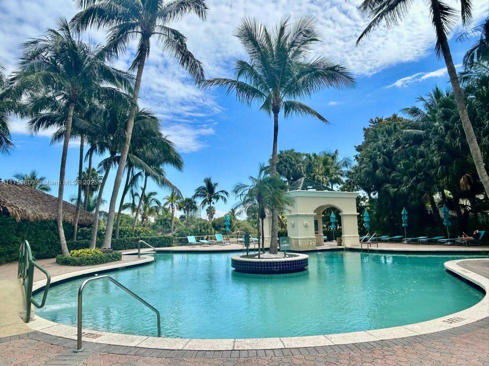 Small Image of 19501 WEST COUNTRY CLUB DR #709, Aventura Number 14