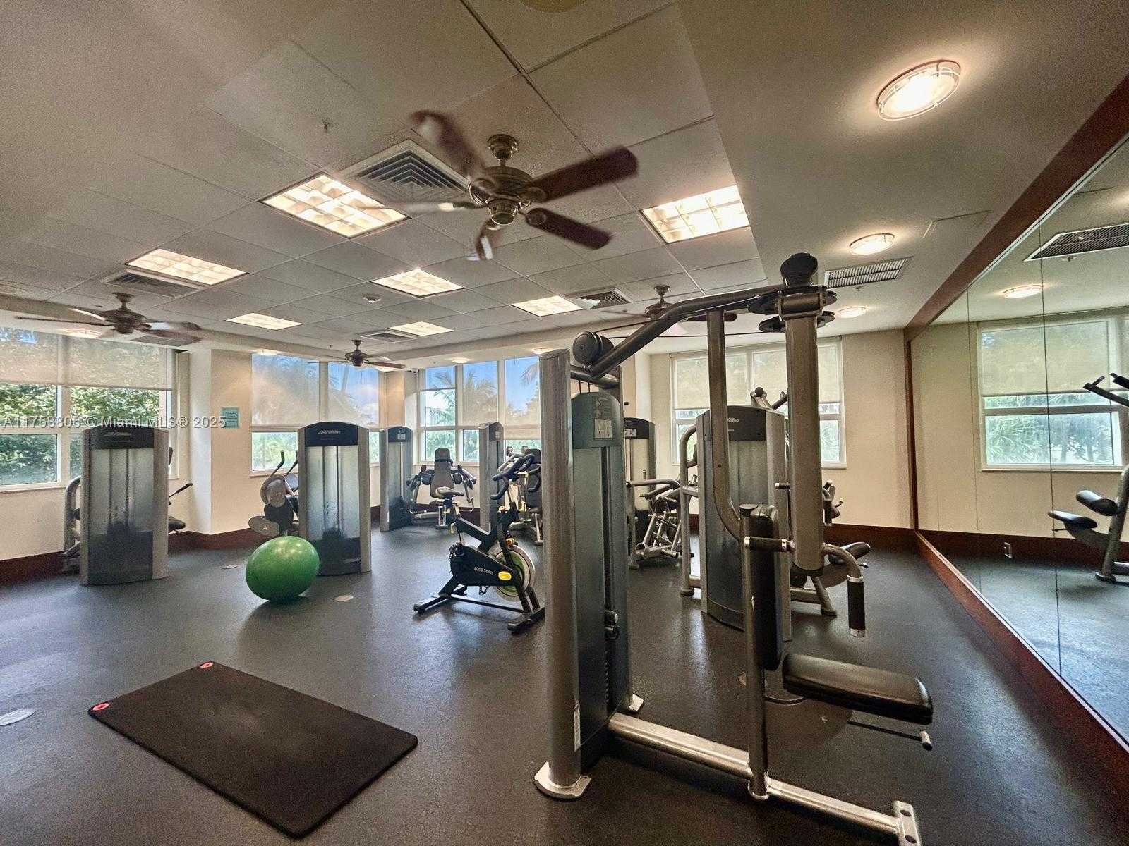 Small Image of 19501 WEST COUNTRY CLUB DR #709, Aventura Number 22