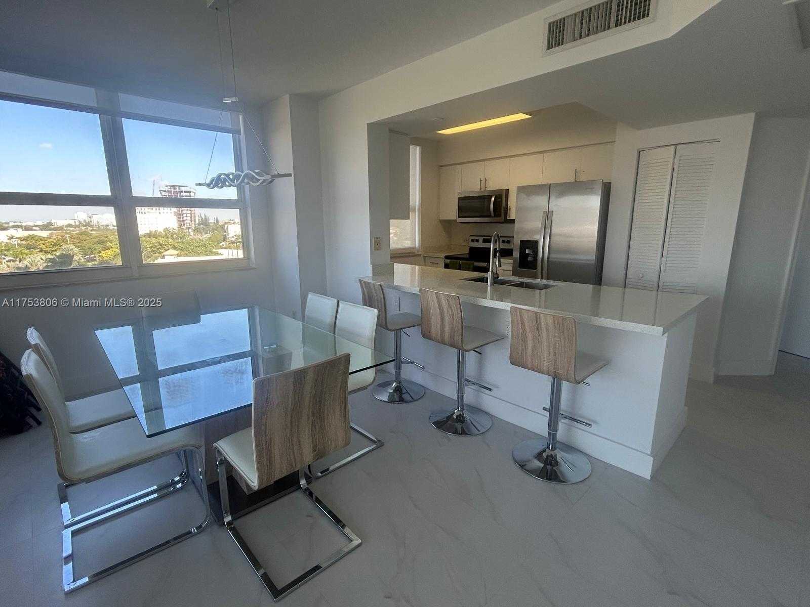 Small Image of 19501 WEST COUNTRY CLUB DR #709, Aventura Number 7