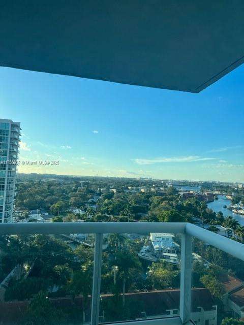 Small Image of 1861 NORTH WEST S RIVER DR #1504, Miami Number 29