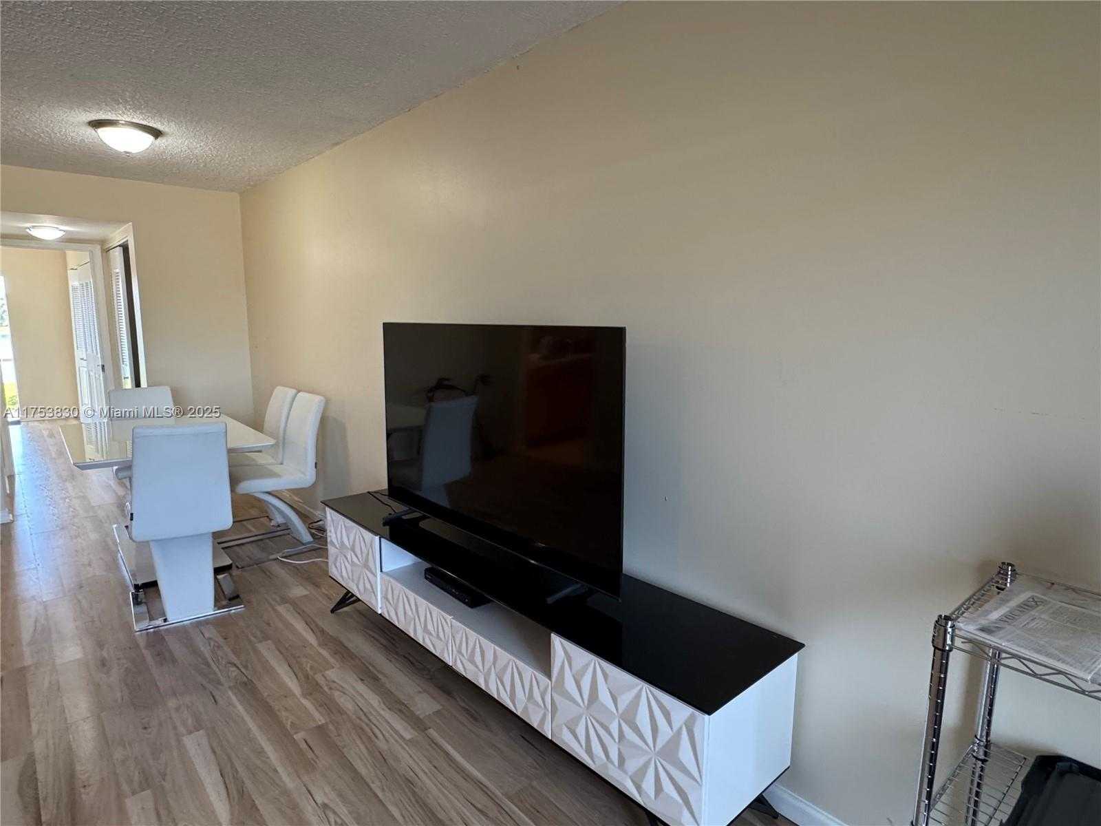 Small Image of 174 CHATHAM #I, West Palm Beach Number 11
