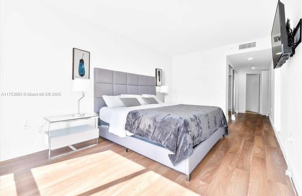Small Image of 16400 COLLINS AVE #1542, Sunny Isles Beach Number 18
