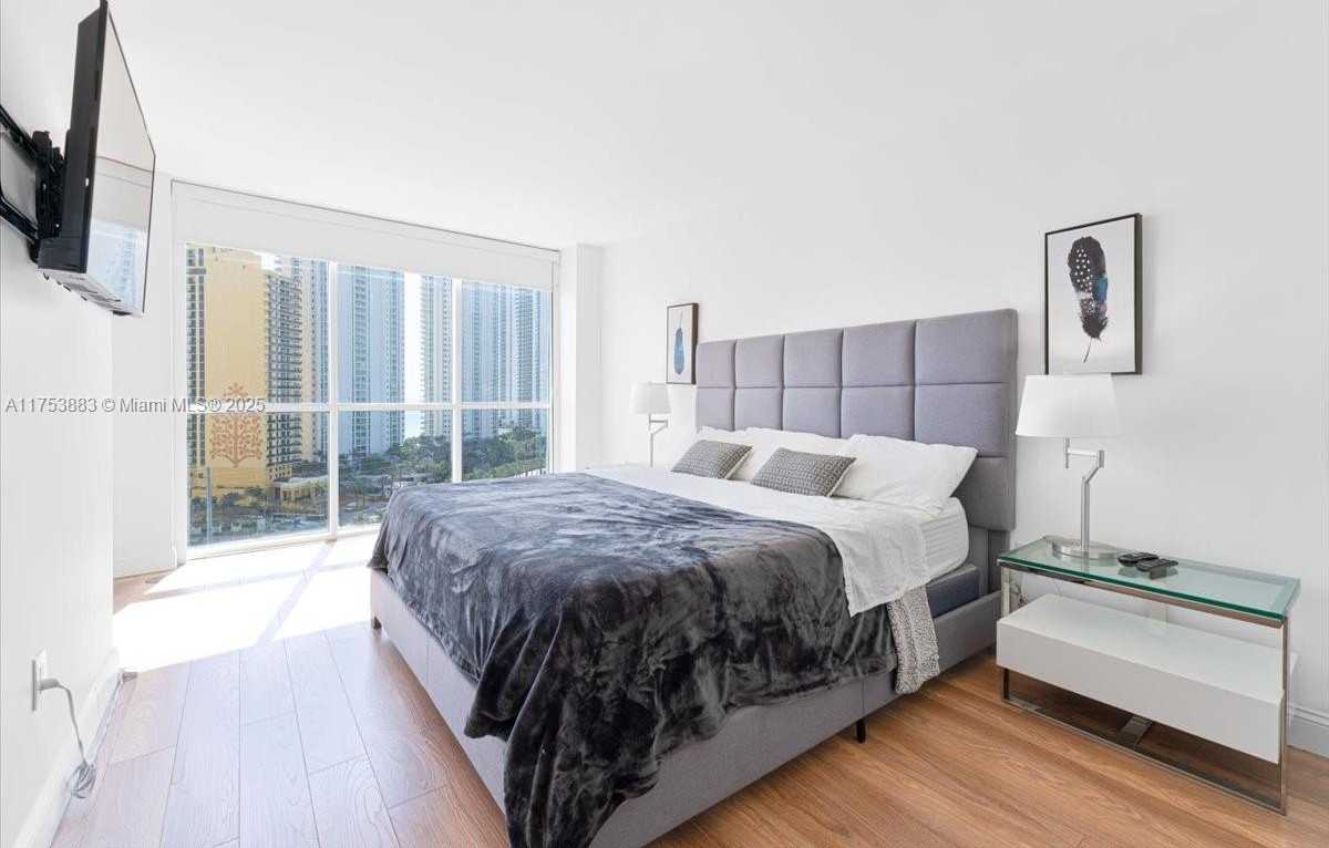 Small Image of 16400 COLLINS AVE #1542, Sunny Isles Beach Number 19