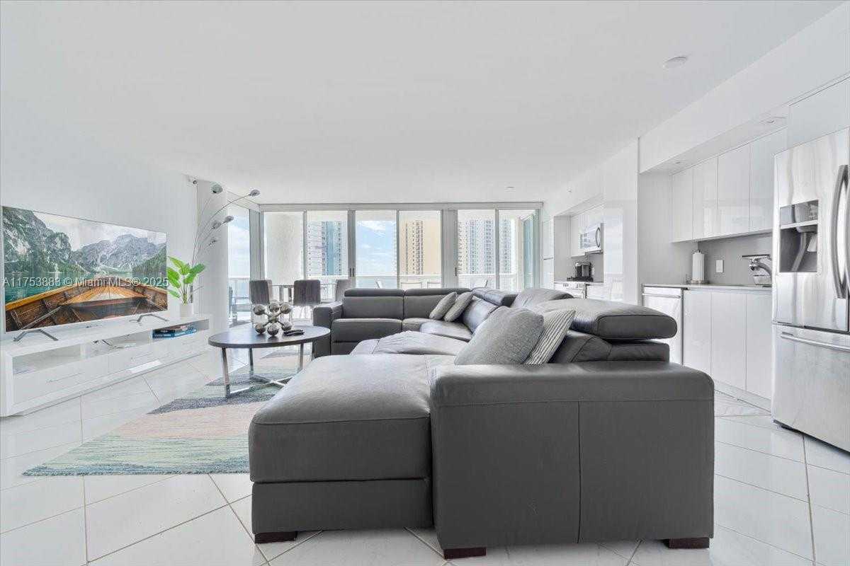 Small Image of 16400 COLLINS AVE #1542, Sunny Isles Beach Number 7