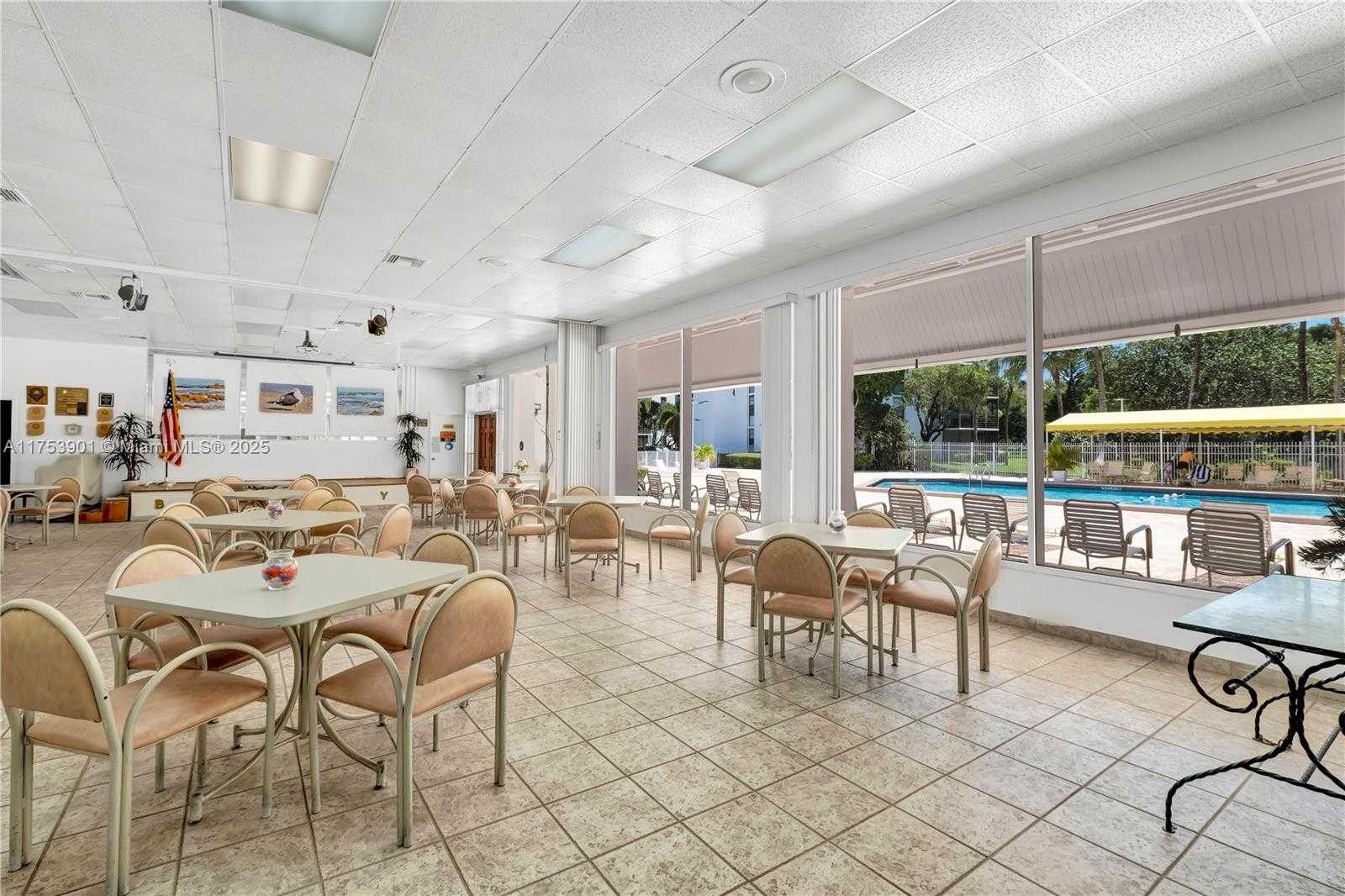 Small Image of 20500 WEST COUNTRY CLUB DR #512, Aventura Number 26
