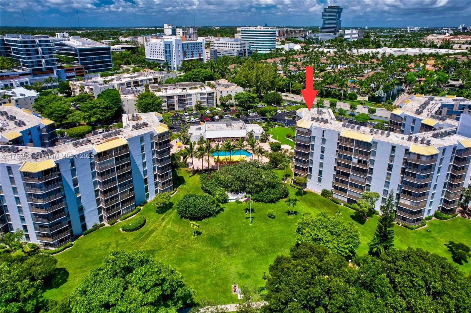 Small Image of 20500 WEST COUNTRY CLUB DR #512, Aventura Number 29