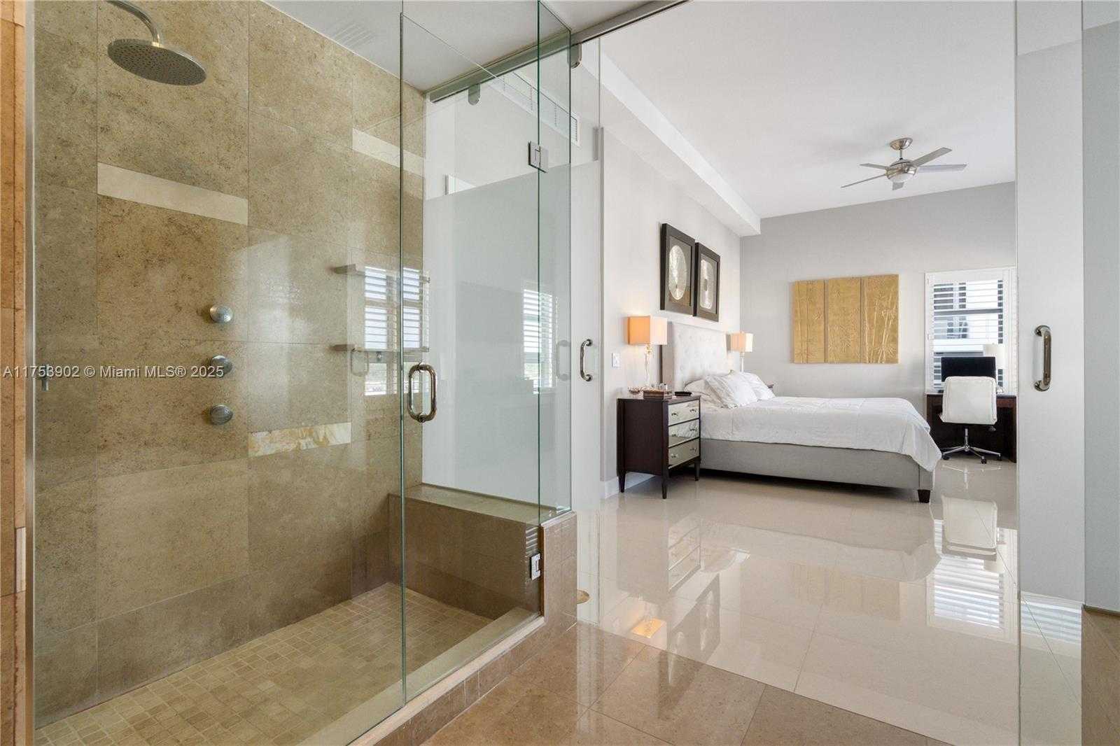 Small Image of 3739 COLLINS AVE #N-605, Miami Beach Number 11