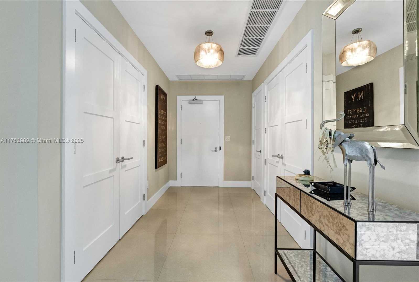 Small Image of 3739 COLLINS AVE #N-605, Miami Beach Number 6