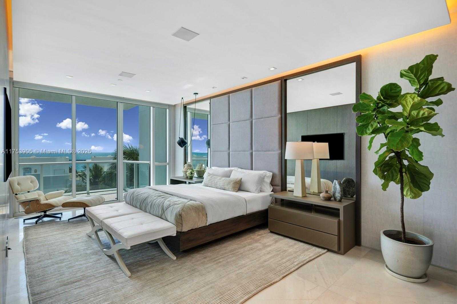 Small Image of 100 SOUTH POINTE DR #606, Miami Beach Number 10