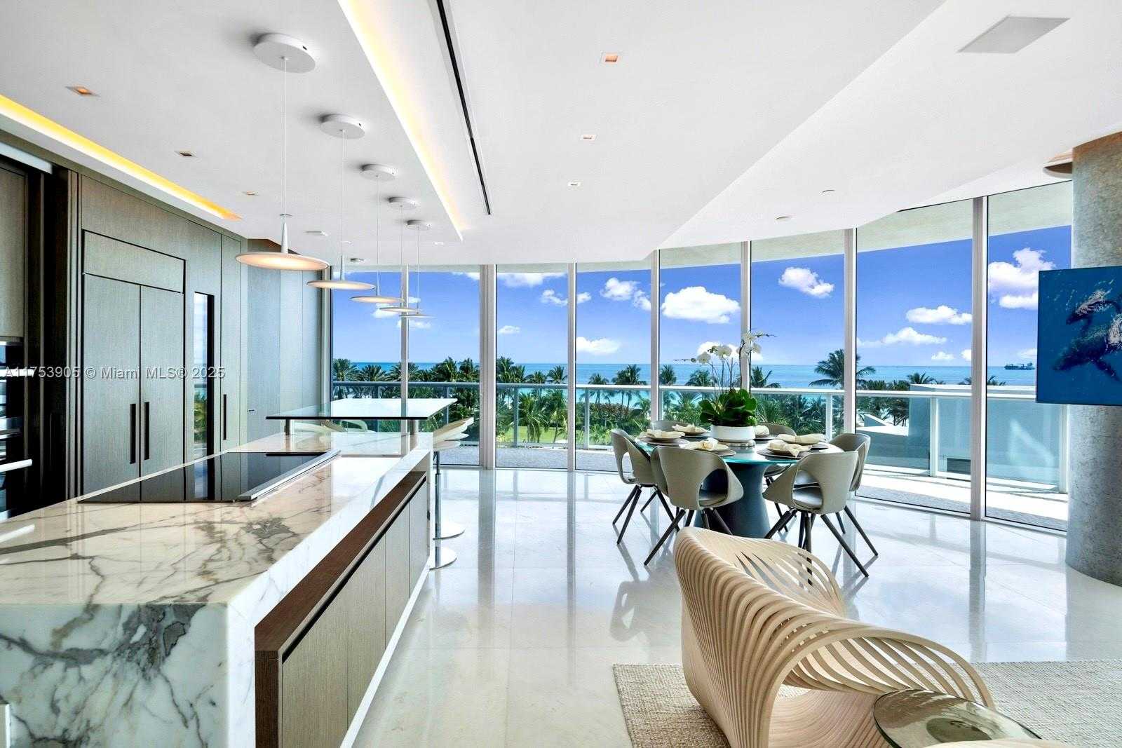 Small Image of 100 SOUTH POINTE DR #606, Miami Beach Number 2