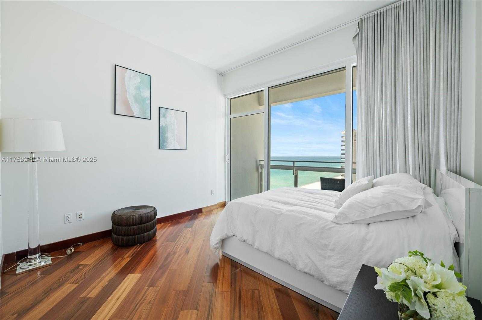 Small Image of 6801 COLLINS AVE #PH06 (Deed PH10), Miami Beach Number 17