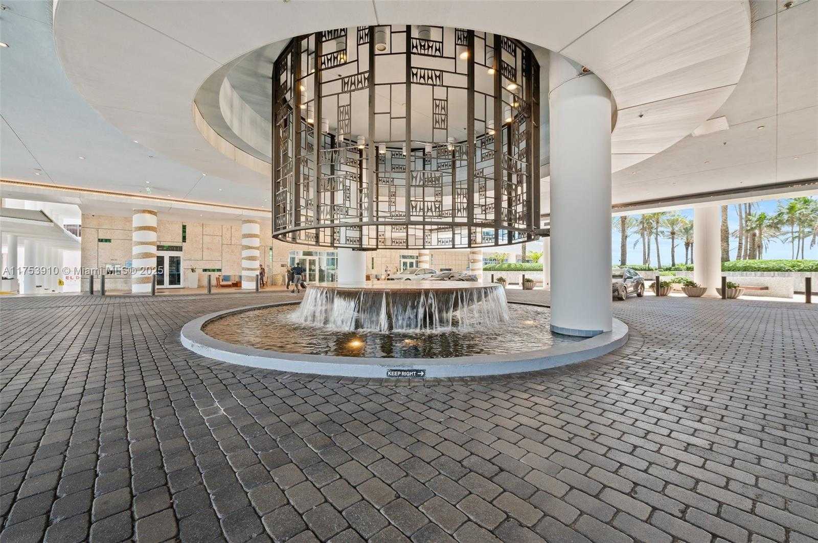 Small Image of 6801 COLLINS AVE #PH06 (Deed PH10), Miami Beach Number 22