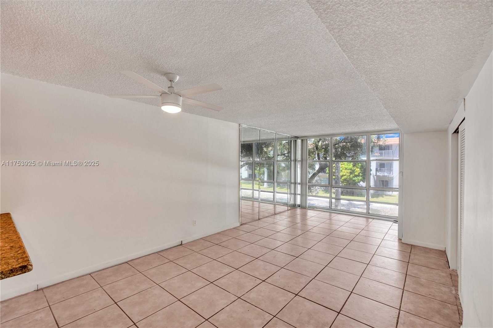 Small Image of 210 172ND ST #235, Sunny Isles Beach Number 5