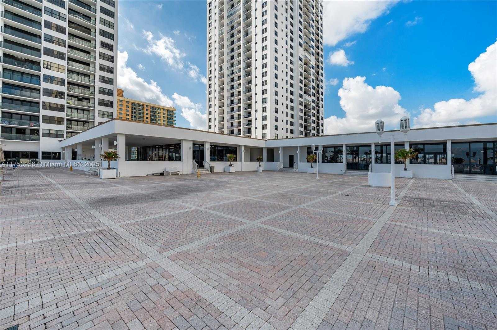 Small Image of 2301 SOUTH OCEAN DR #1102, Hollywood Number 31